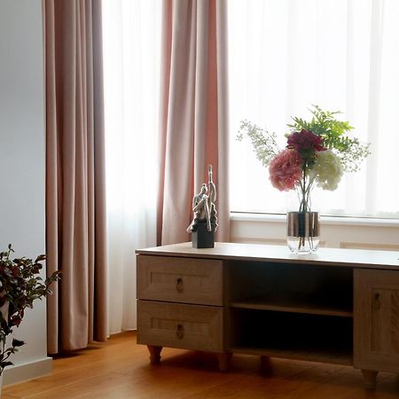 Premium Central Apartment Braşov Esterno foto