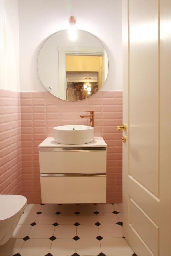 Premium Central Apartment Braşov Esterno foto